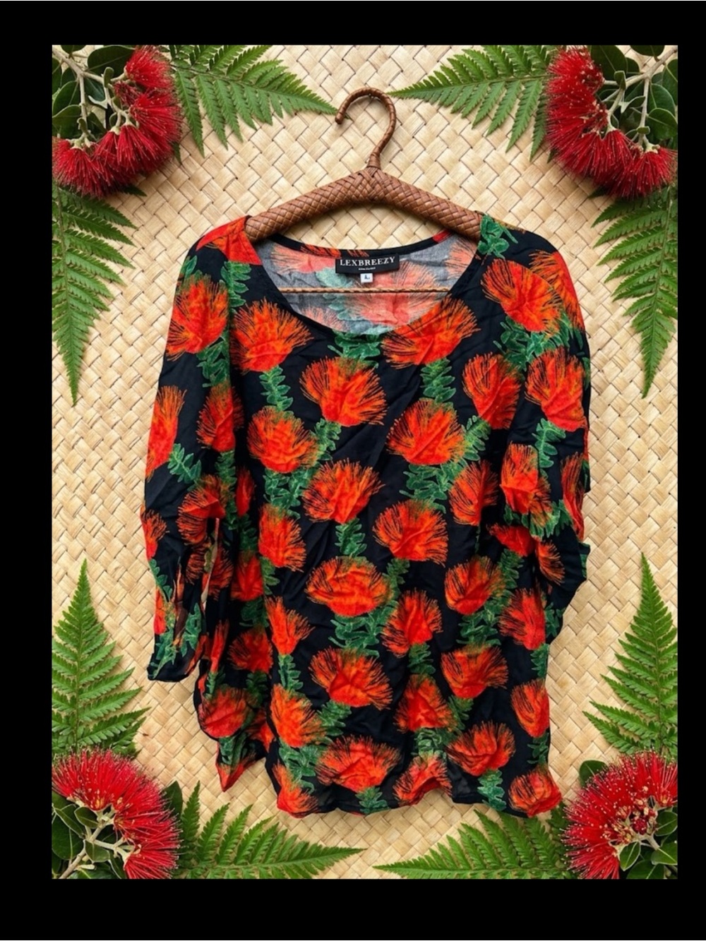 LEXBREEZY Women's Lehua flower print top size Large
